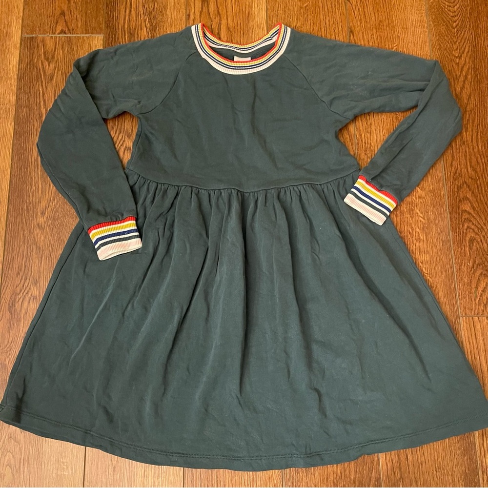 Hanna Andersson Green Dress w/ Rainbow trim and great twirl factor size 10 & 12